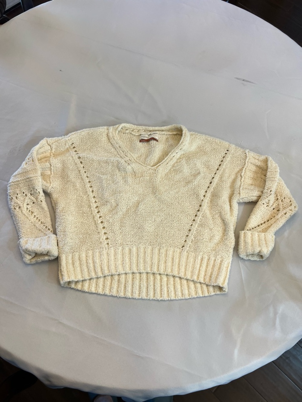 ANTHROPOLOGIE PILCRO Cropped V-Neck Sweater. Size XS